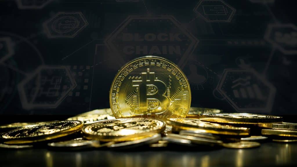 bitcoin, cryptocurrency, blockchain-6631099.jpg